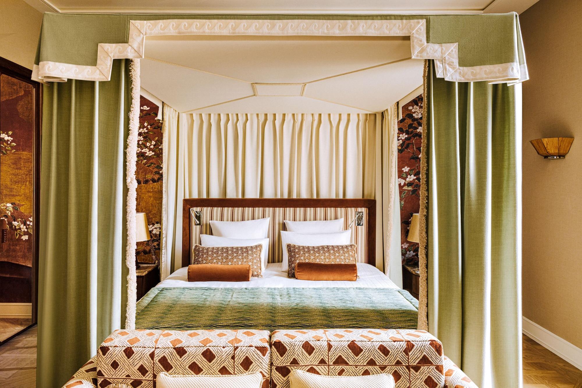 Saint Hotel Parigi