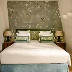 Saint Hotel Paris