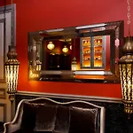 Saint Hotel 5*
