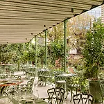 Saint James Paris