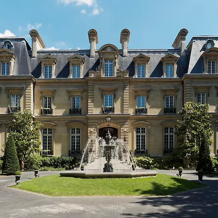 Hotel Saint Parigi