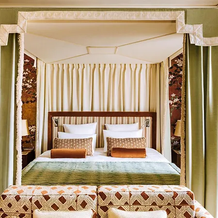 Saint Hotel Parigi