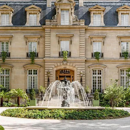 Saint Parigi